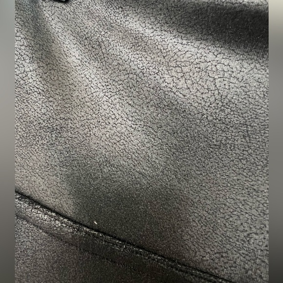 SPANX - COMFORTABLE FAUX LEATHER LEGGINGS - SIZE XS - Picture 6 of 9